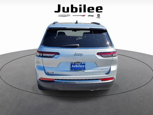 New 2025 Jeep Grand Cherokee L Limited w/ Trailer Tow Package image 3