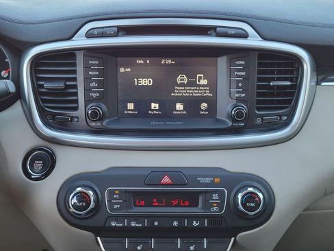 Used 2019 Kia Sorento EX image 23