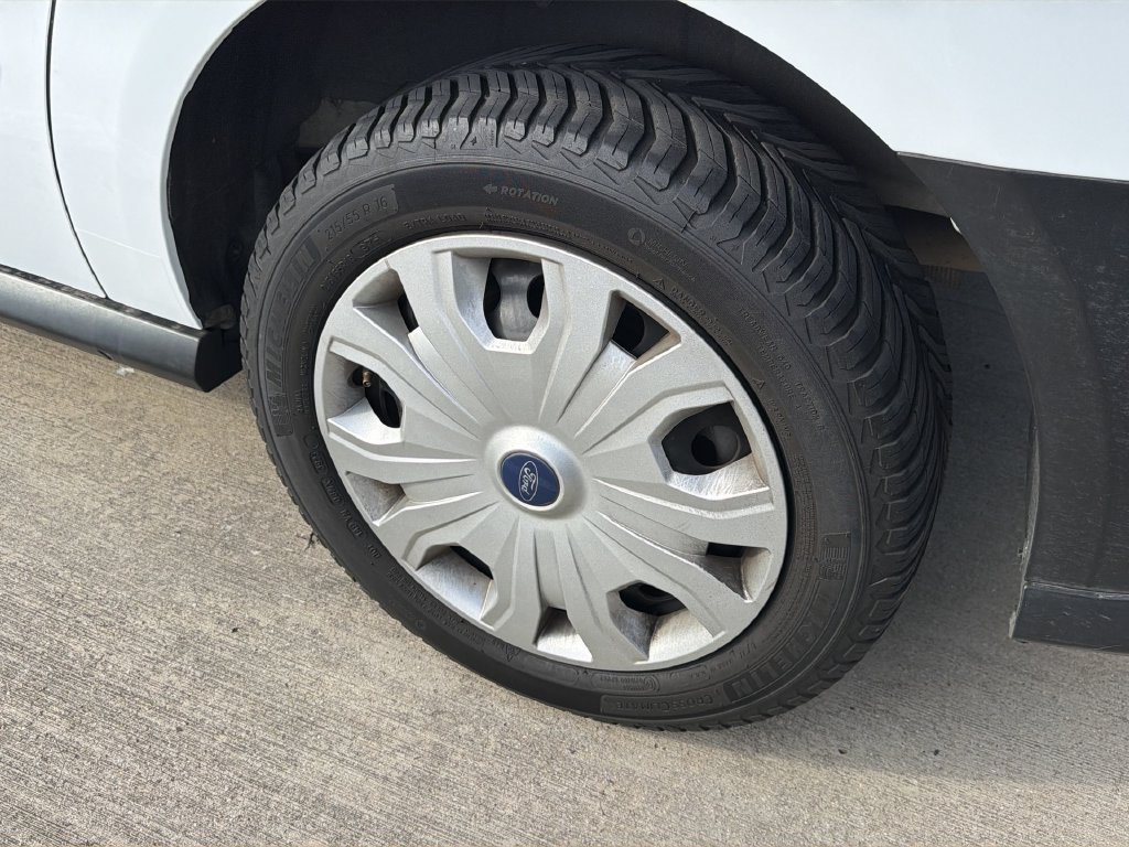Used 2021 Ford Transit Connect XL FWD image 3