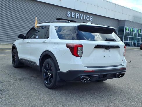 Certified 2023 Ford Explorer ST w/ Equipment Group 401A AWD/4WD image 8