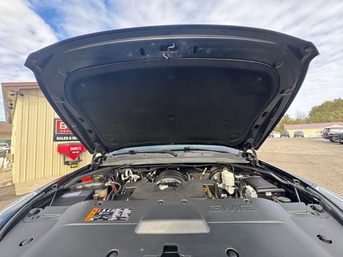 Used 2020 GMC Yukon SLE w/ SLE Value Package image 12