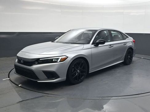 Used 2024 Honda Civic Sport image 8