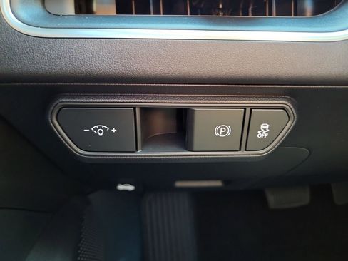 New 2026 Kia K4 FWD image 23