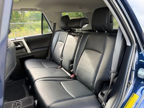 Used 2020 Toyota 4Runner Limited AWD/4WD image 18