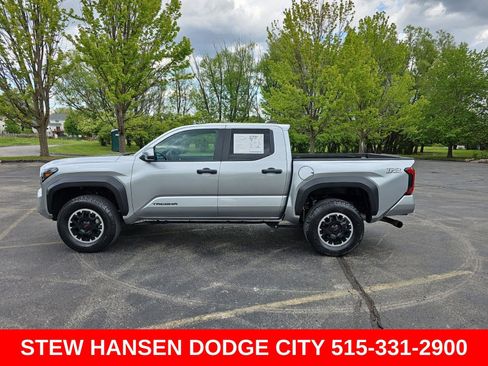 Used 2024 Toyota Tacoma TRD Off-Road AWD/4WD image 1