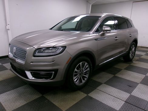 Used 2020 Lincoln Nautilus Premier w/ Equipment Group 101A AWD/4WD image 1