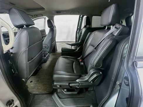 Used 2025 Honda Odyssey EX-L image 17