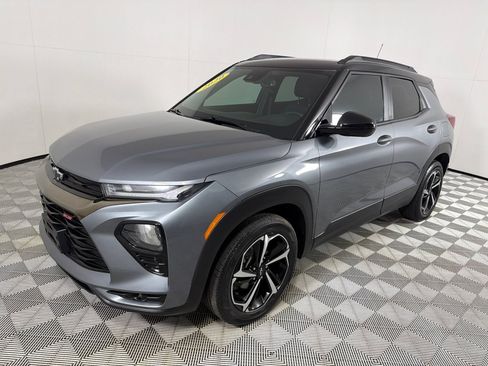 Used 2021 Chevrolet TrailBlazer RS w/ Convenience Package FWD image 9