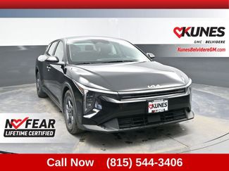 Used 2025 Kia K4 LXS video 1