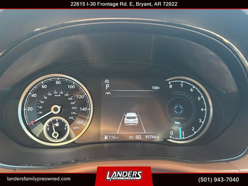 Used 2022 Genesis GV70 2.5T w/ Advanced Package AWD/4WD image 25