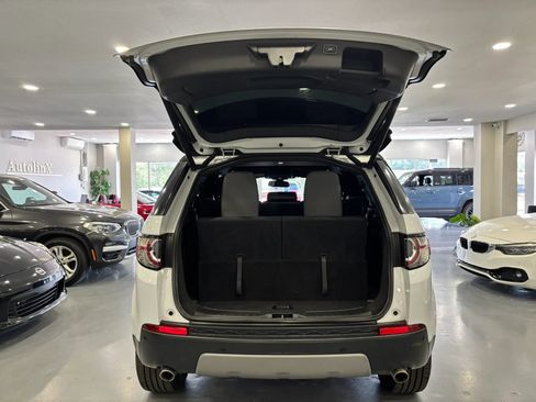 Used 2019 Land Rover Discovery Sport HSE AWD/4WD image 46