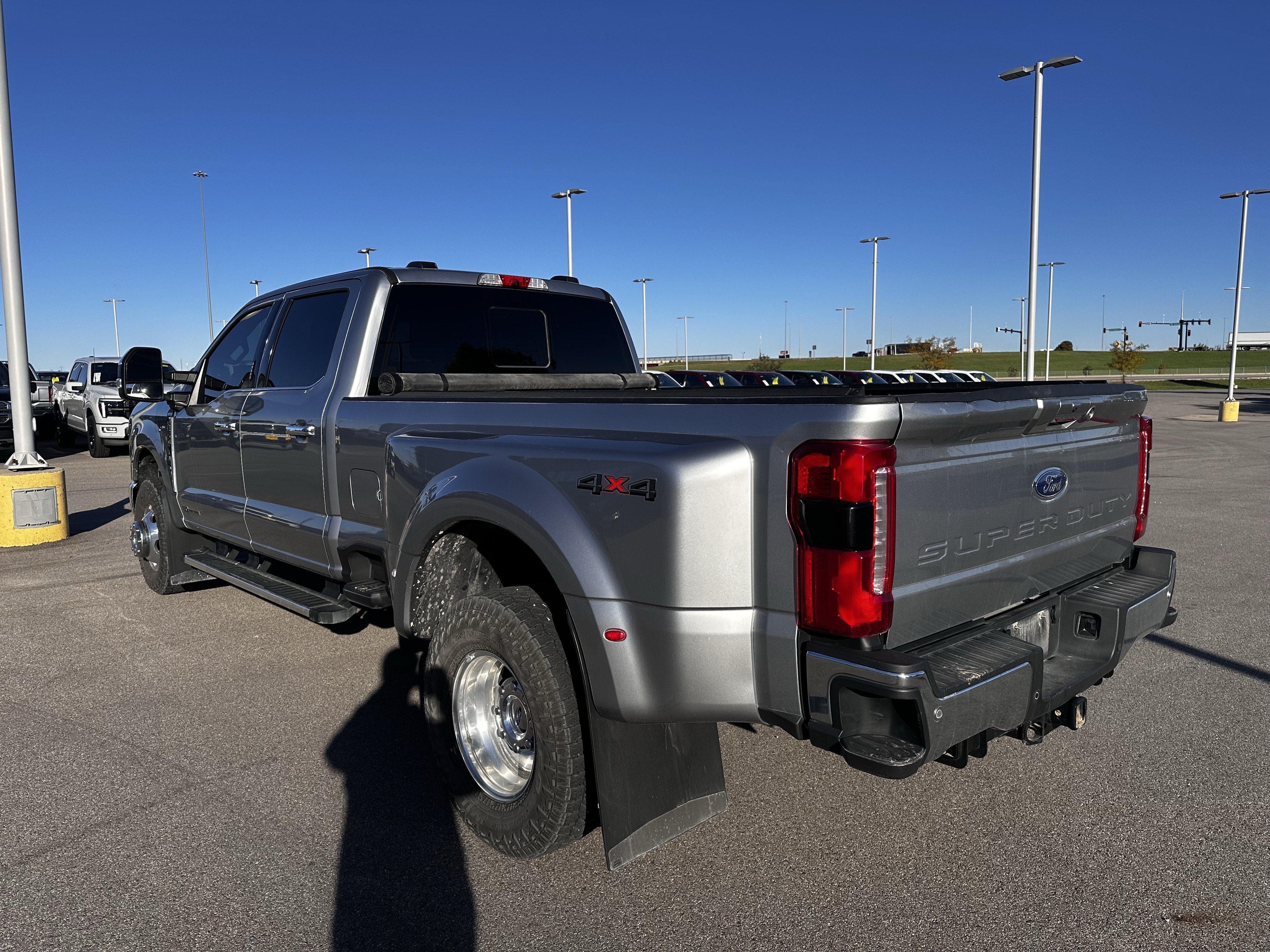 Used 2024 Ford F350 Lariat w/ Chrome Package AWD/4WD image 3