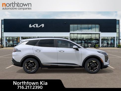 New 2026 Kia Sportage EX image 8