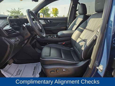 Used 2026 Buick Enclave Avenir w/ Super Cruise Package AWD/4WD image 6