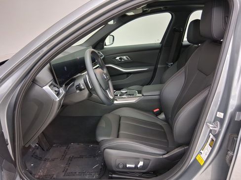 Certified 2023 BMW 330i 330i w/ Driving Assistance Package image 3