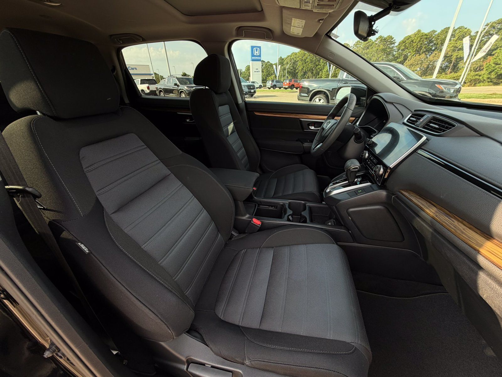 Used 2017 Honda CR-V EX image 13