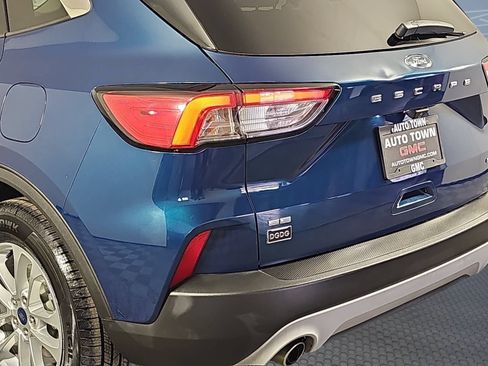 Used 2020 Ford Escape SE FWD image 29