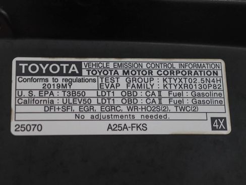 Certified 2019 Toyota RAV4 XLE w/ All Weather Liner Package AWD/4WD image 30