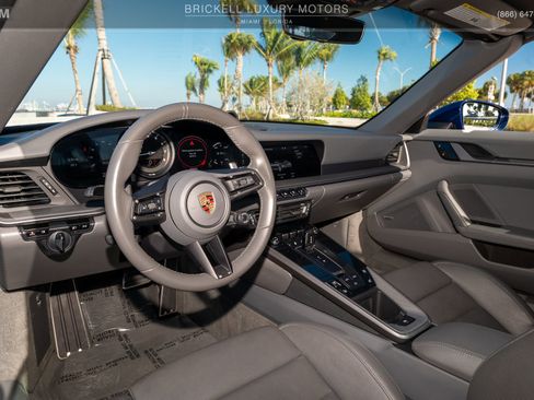Used 2020 Porsche 911 Carrera S image 7