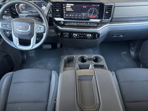 Used 2025 GMC Sierra 1500 Elevation AWD/4WD image 14