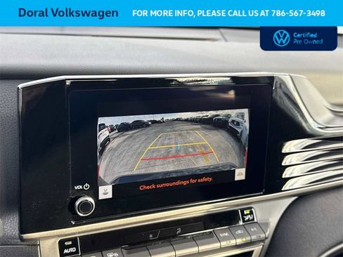 Used 2025 Toyota Camry LE image 19