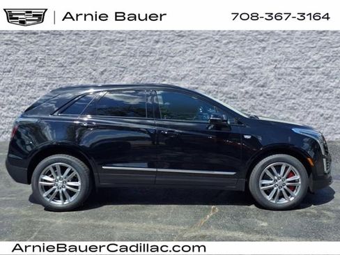 New 2025 Cadillac XT5 Sportv image 4