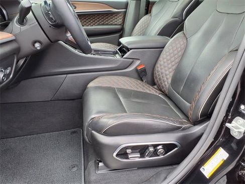 Used 2023 Jeep Grand Cherokee Summit w/ Adv Protech Group IV image 32