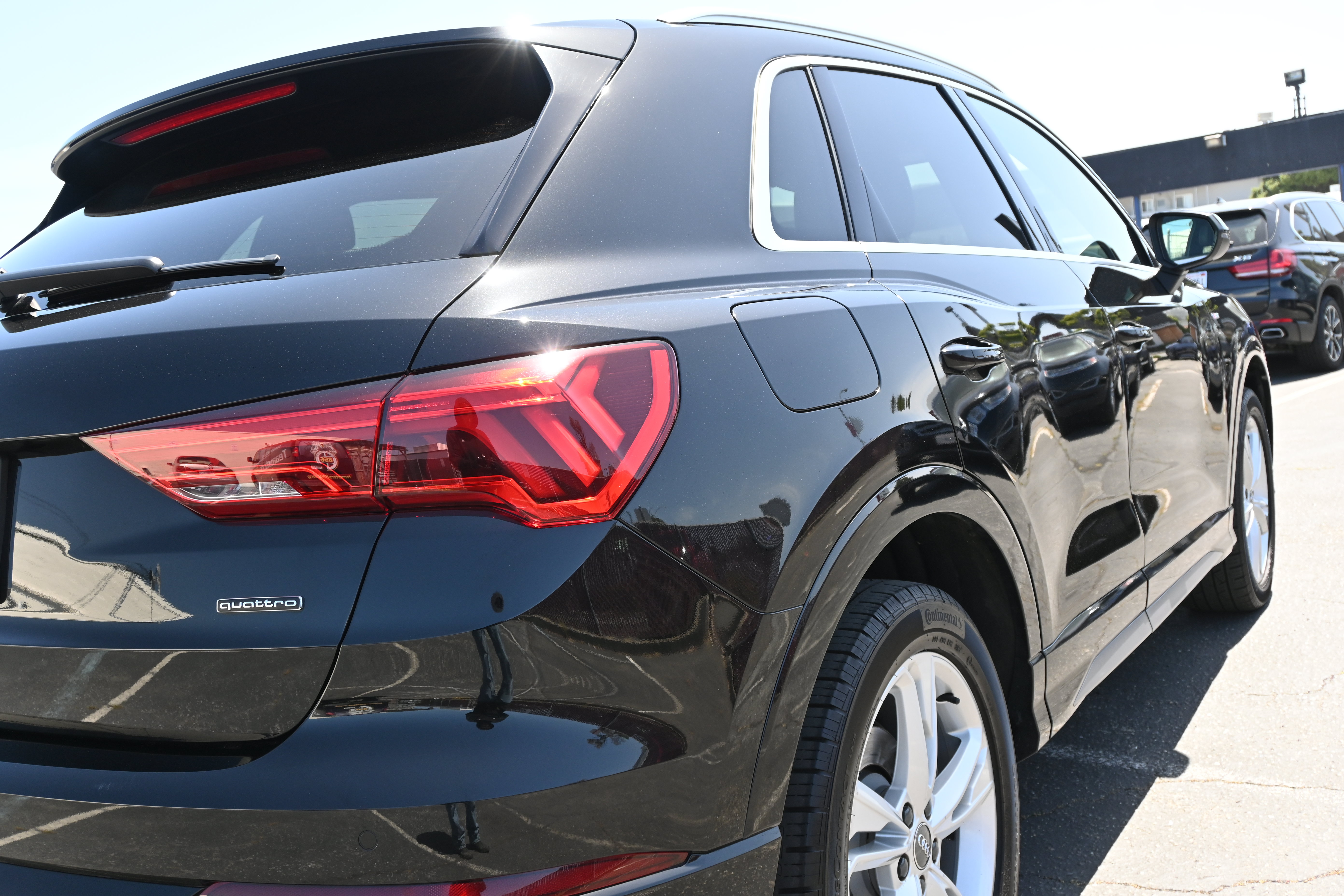 Used 2020 Audi Q3 2.0T Premium Plus w/ Premium Plus Package AWD/4WD image 17