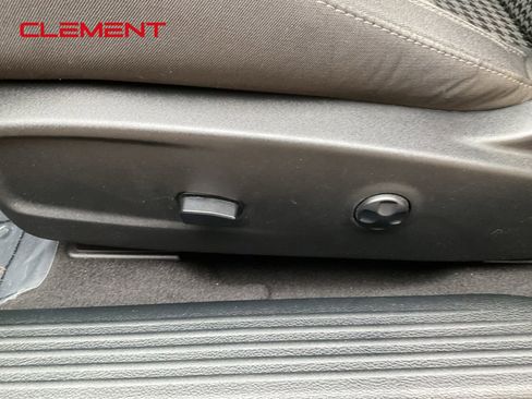 Used 2019 Dodge Challenger SXT w/ Blacktop Package image 36