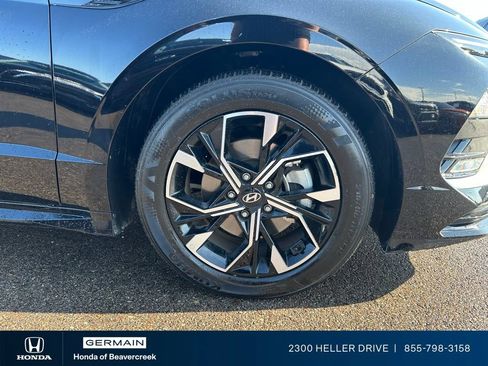 Used 2025 Hyundai Sonata SEL FWD image 10