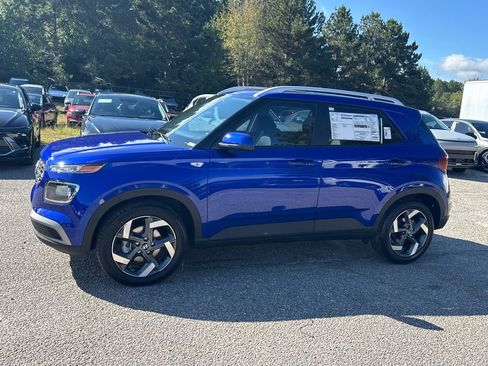 New 2026 Hyundai Venue SEL image 2