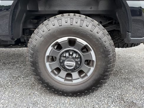 Used 2024 Ford F350 Lariat w/ Lariat Ultimate Package AWD/4WD image 17