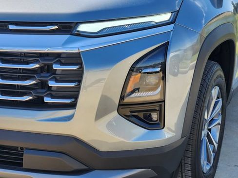 New 2026 Chevrolet Equinox LT w/ Safety and Technology Package FWD image 6