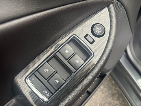 Used 2019 Chevrolet Impala LT image 9