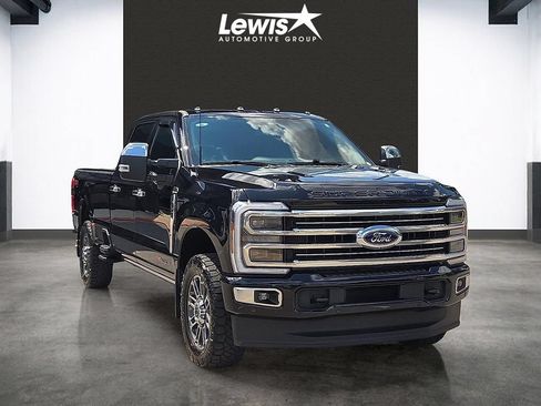 Used 2025 Ford F350 Platinum w/ Platinum Plus Package AWD/4WD image 6