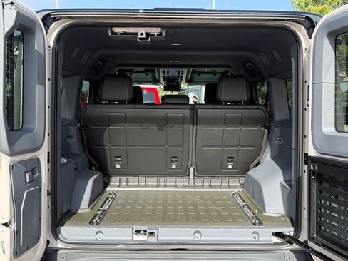Used 2025 INEOS Grenadier AWD/4WD image 37