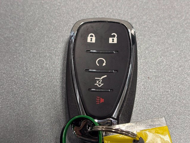 Used 2023 Chevrolet Traverse Premier FWD image 9