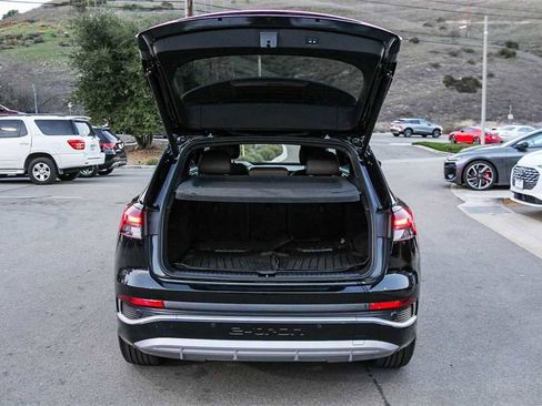 Used 2023 Audi Q4 e-tron Premium Plus image 26