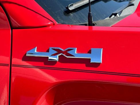 Used 2016 GMC Sierra 2500 4x4 Crew Cab w/ Sierra Convenience Package image 4