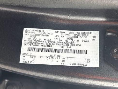 Used 2019 Ford F250 Lariat w/ Lariat Ultimate Package image 33