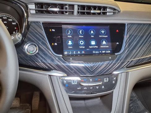 New 2025 Cadillac XT6 Premium Luxury image 18