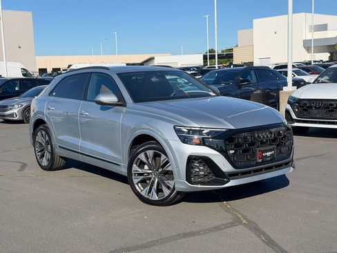New 2025 Audi Q8 Premium Plus image 3