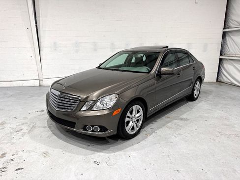 Used 2011 Mercedes-Benz E 350 Sedan image 15