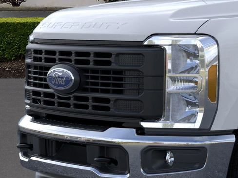 New 2025 Ford F350 XL w/ XL Driver Assist Package image 17