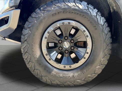 Used 2018 Ford F150 Raptor w/ Equipment Group 802A Luxury AWD/4WD image 10