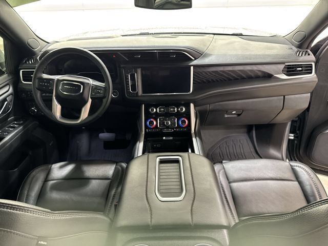 Used 2023 GMC Yukon XL Denali AWD/4WD image 20
