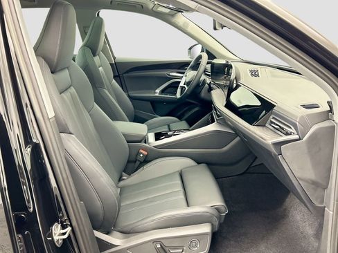 Used 2025 Audi Q5 Premium Plus image 19