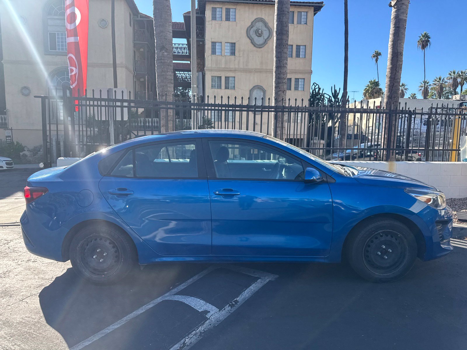 Used 2022 Kia Rio S FWD image 2