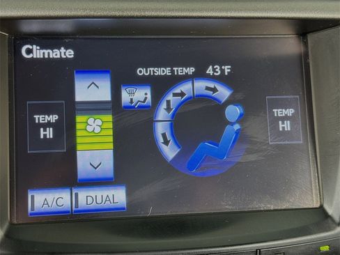 Used 2013 Lexus IS 250C image 36