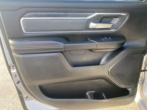 Used 2022 RAM 1500 Big Horn AWD/4WD image 32